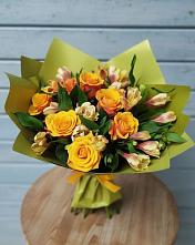 Букет цветов из:  Альстромерии и Розы в Задоно-Кагальницкой