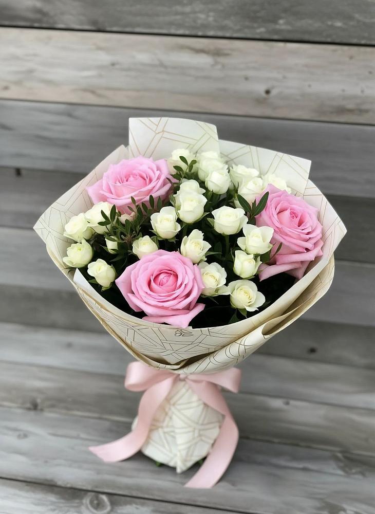 Букет цветов из: Розы в Задоно-Кагальницкой