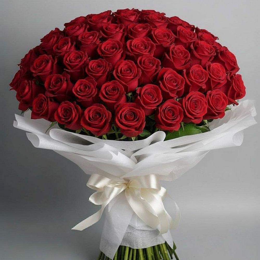 Букет 101 Красная роза Блэк Мэджик в Задоно-Кагальницкой