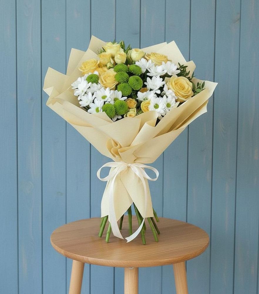 Букет цветов из: Хризантемы и Розы в Задоно-Кагальницкой