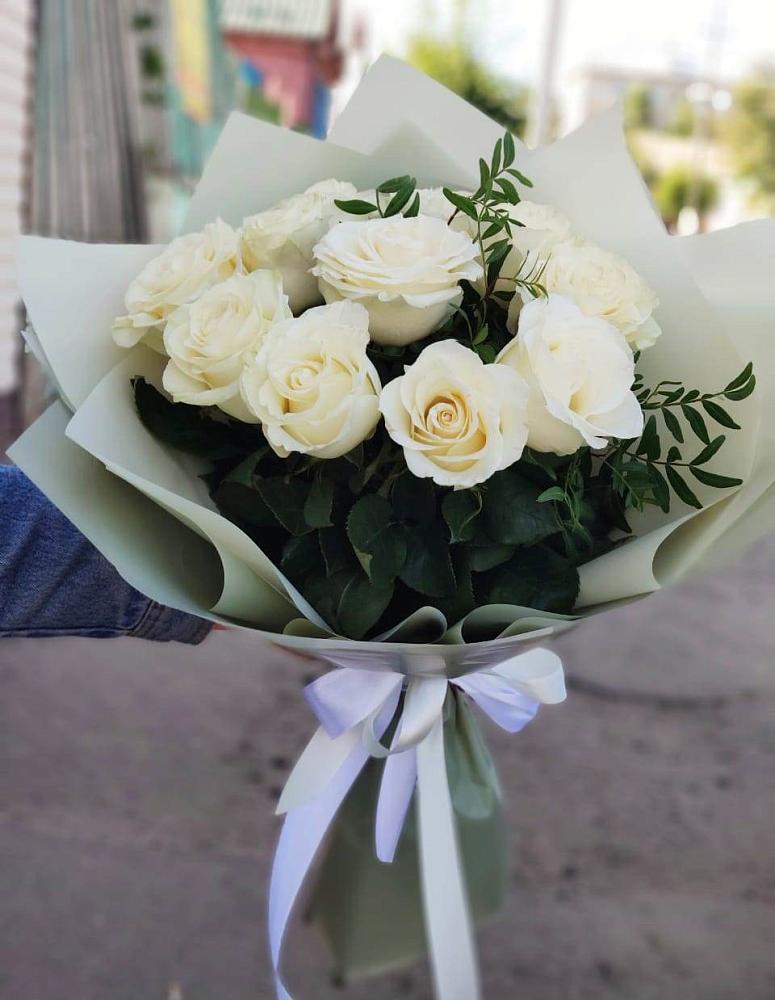 Букет Белые розы Проуд в Задоно-Кагальницкой