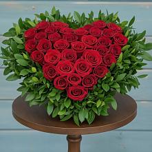 Цветочная композиция из Розы в виде сердца в Задоно-Кагальницкой