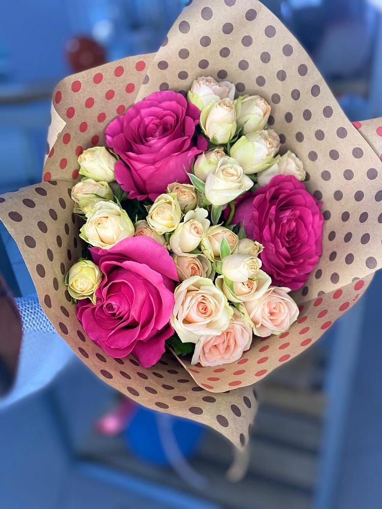 Букет цветов из: Розы в Задоно-Кагальницкой