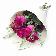 Букет цветов из:  Розы в Задоно-Кагальницкой