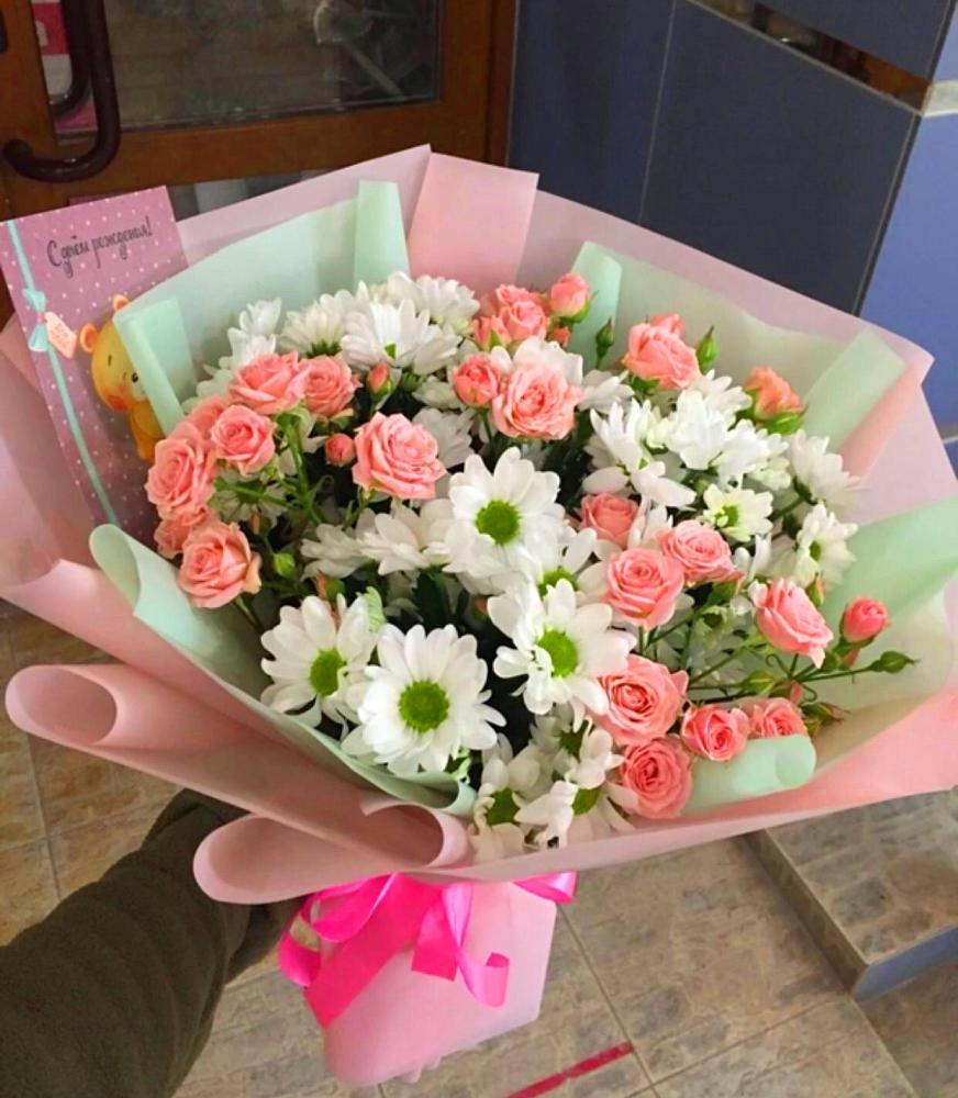 Букет цветов из: Розы и Хризантемы в Задоно-Кагальницкой