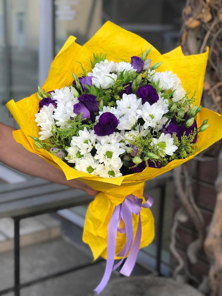 Букет цветов из: Ирисы, Хризантемы и Ромашки в Задоно-Кагальницкой