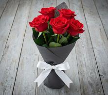Букет 5 Красных роз Эдлесс Лав #REPLACE_PRED# Задоно-Кагальницкой