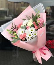 Букет цветов из:  Розы, Лизиантусы и Хризантемы в Задоно-Кагальницкой