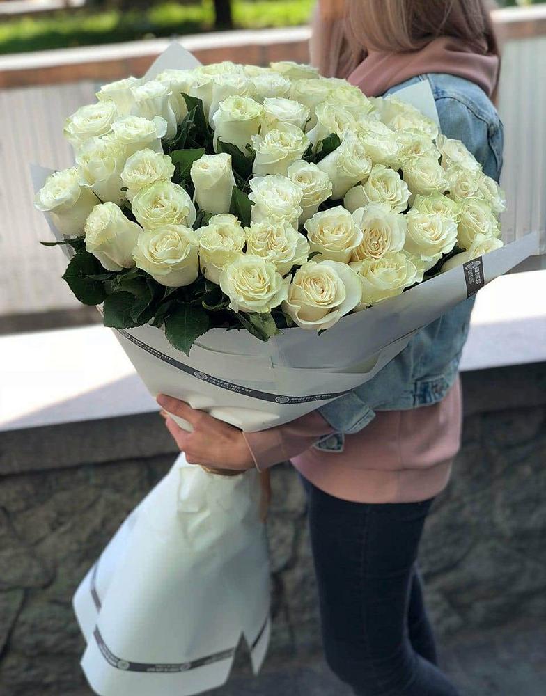 35 Белых роз в Задоно-Кагальницкой Букет 35 Белых роз в Задоно-Кагальницкой