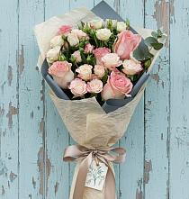 Букет цветов из:  Розы в Задоно-Кагальницкой