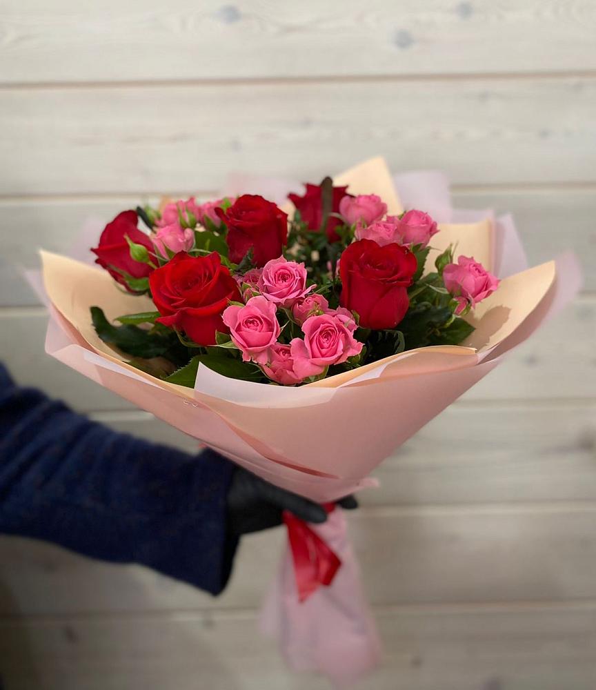 Букет цветов из: Розы в Задоно-Кагальницкой