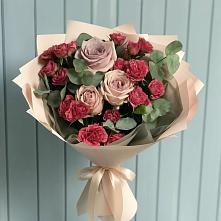 Букет цветов из:  Гвоздики и Розы в Задоно-Кагальницкой