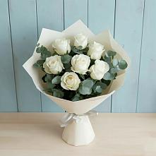 Букет Белые розы в Эвкалипте в Задоно-Кагальницкой