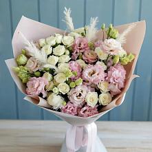 Букет цветов из:  Альстромерии и Розы в Задоно-Кагальницкой