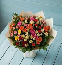 Букет Микс из разноцветных кустовых роз в Задоно-Кагальницкой
